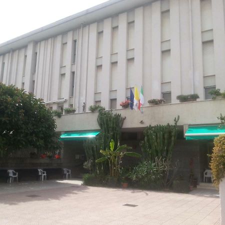 Centro Giovanile Padre Minozzi Policoro Exterior foto